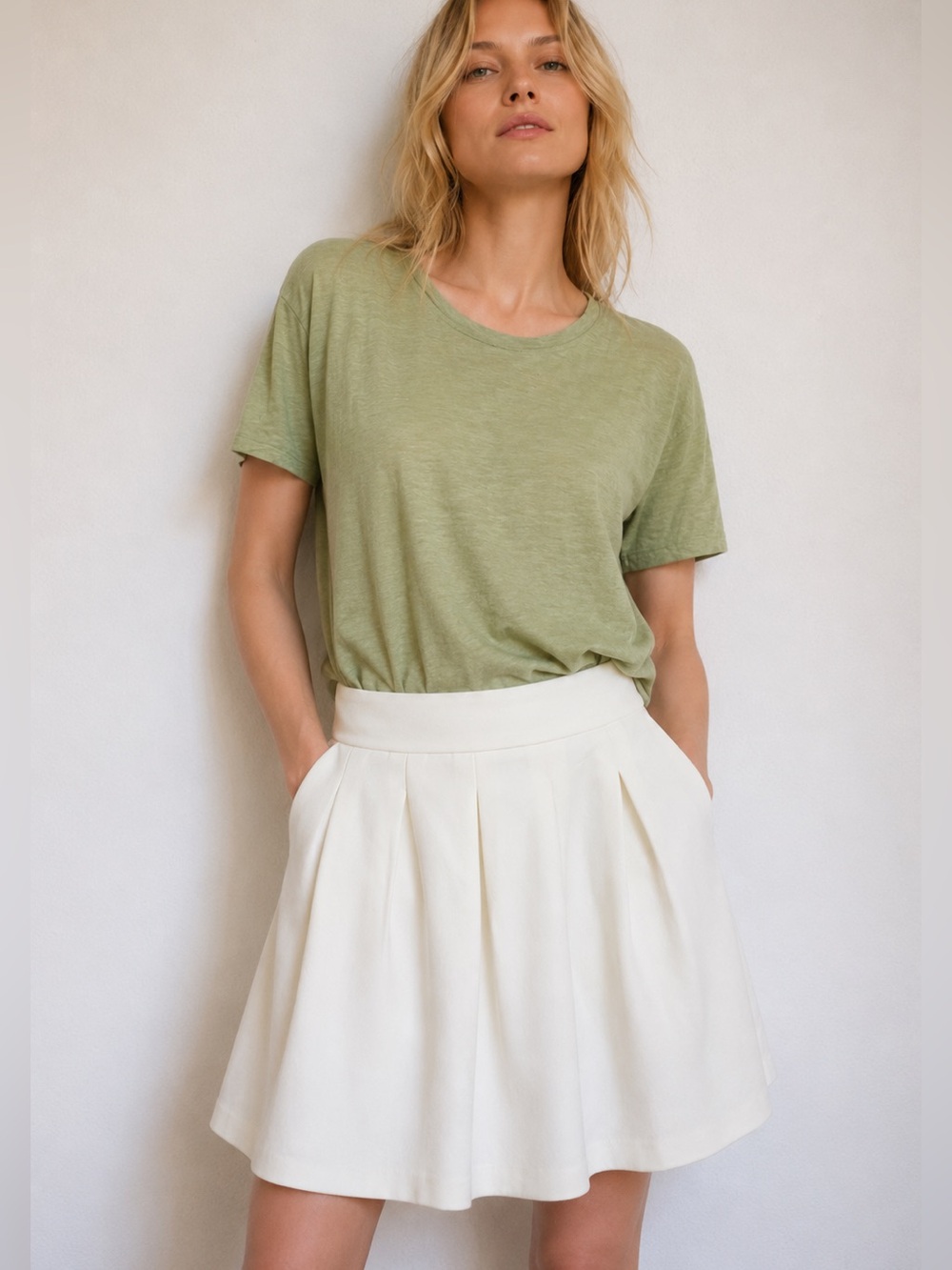 Banana Republic Ivory Lined Pock Mini A-Line Pleated Skirt Sz 4